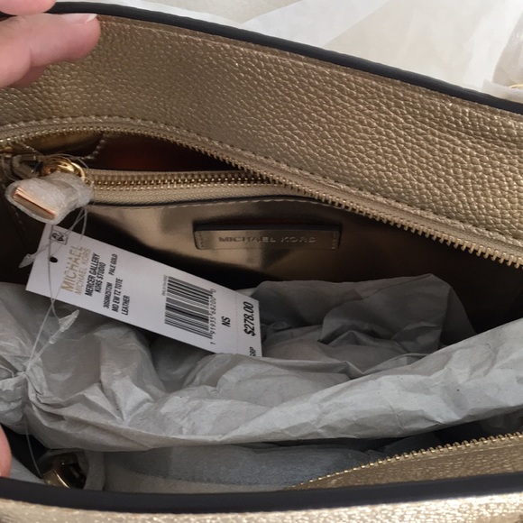 MICHAEL Michael Kors Studio Mercer Metallic Tote NWT - Picture 7 of 9
